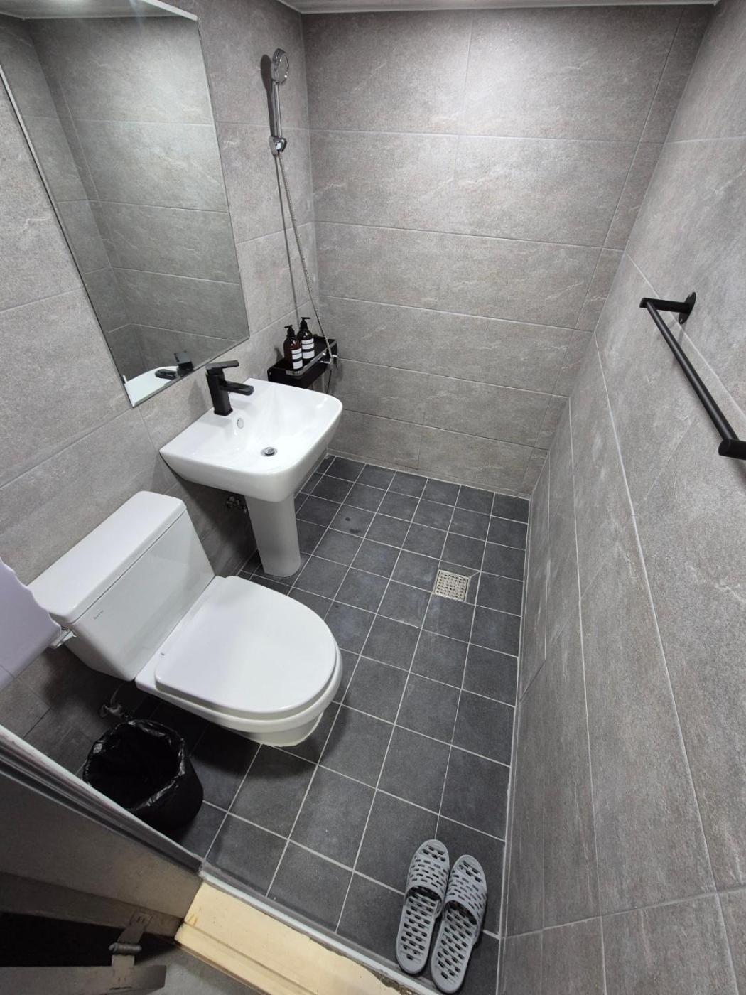 Gangnam Seven Hostel Seoul Ngoại thất bức ảnh